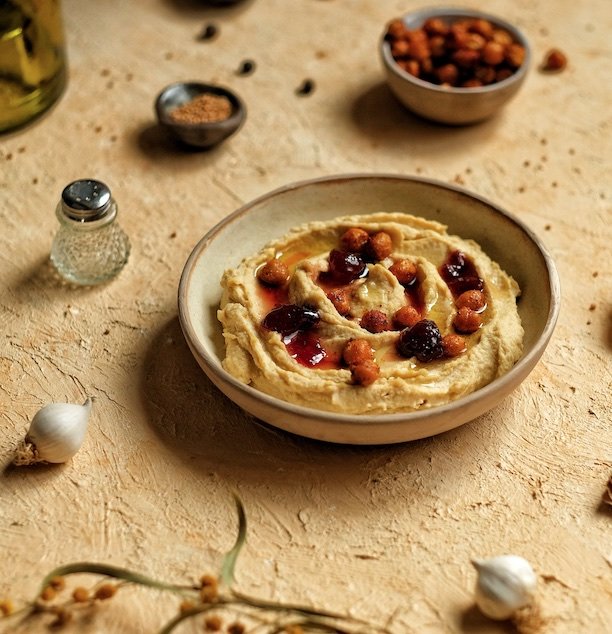 Roasted-Garlic-Hummus