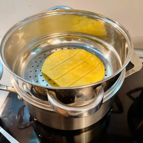 Steaming corn tortilla