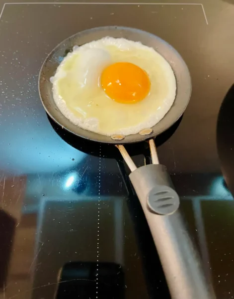 Fried egg for finish